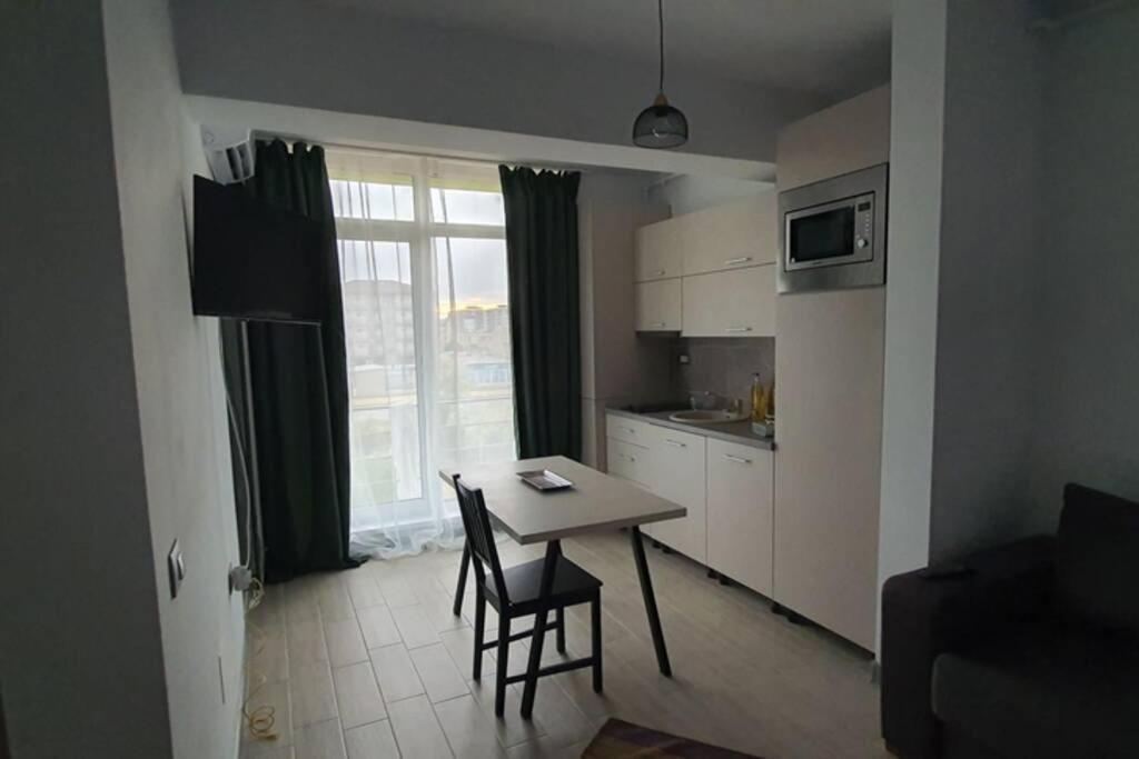 Zian'S Studio Mamaia Nord Beach Resort Năvodari Zewnętrze zdjęcie